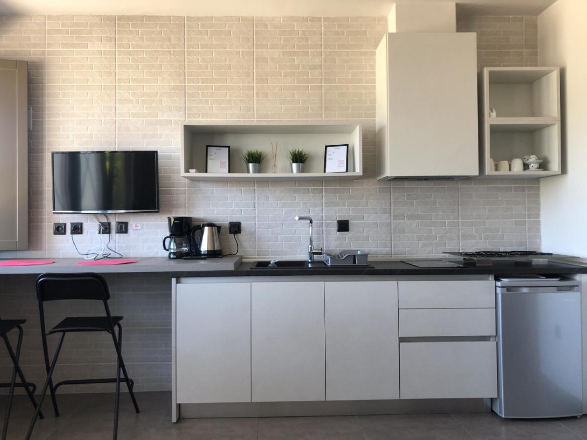 Siviri Suites Bagian luar foto