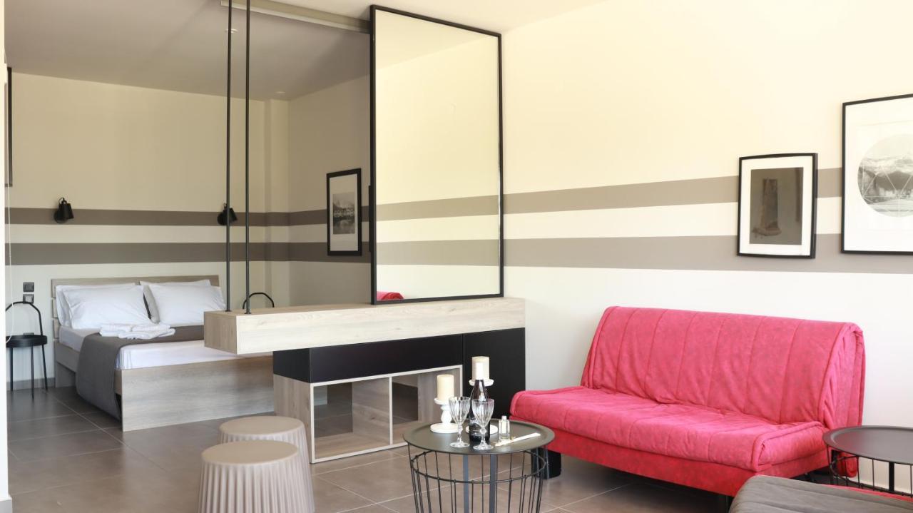 Siviri Suites Bagian luar foto