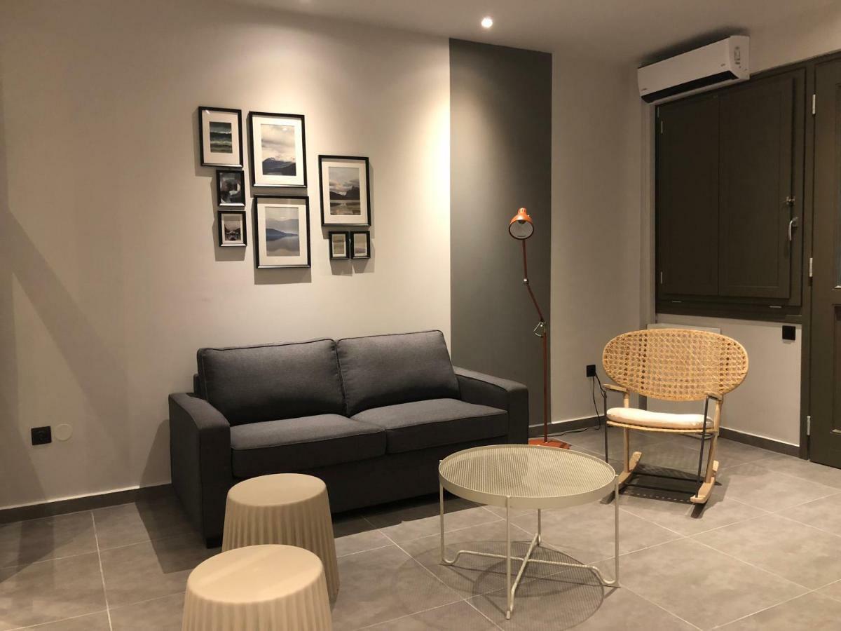 Siviri Suites Bagian luar foto